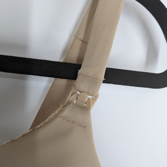 MOTHERHOOD Underwire Padded Nursing Bra - Picture 3 of 12